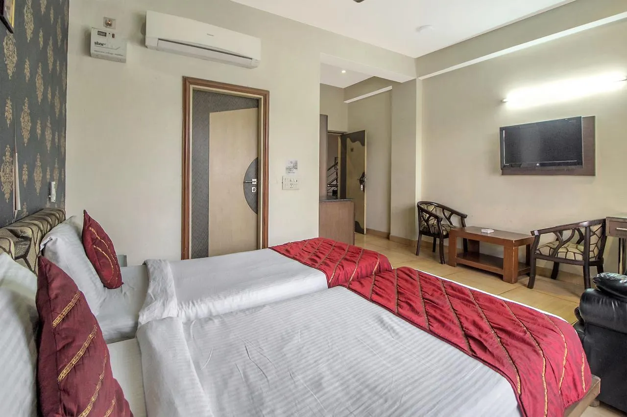 Oyo 17257 Sunset Residency Hotel Gurgaon