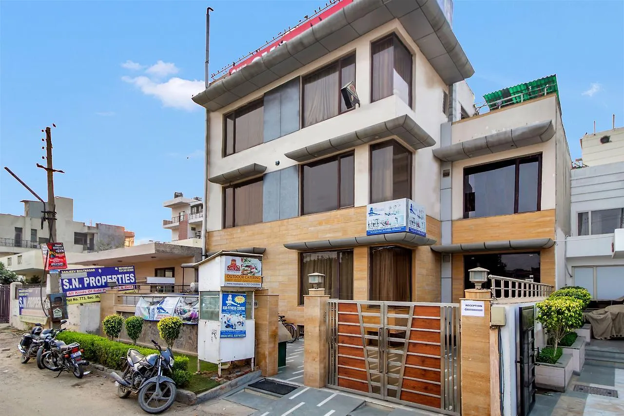 Oyo 17257 Sunset Residency Hotel Gurgaon