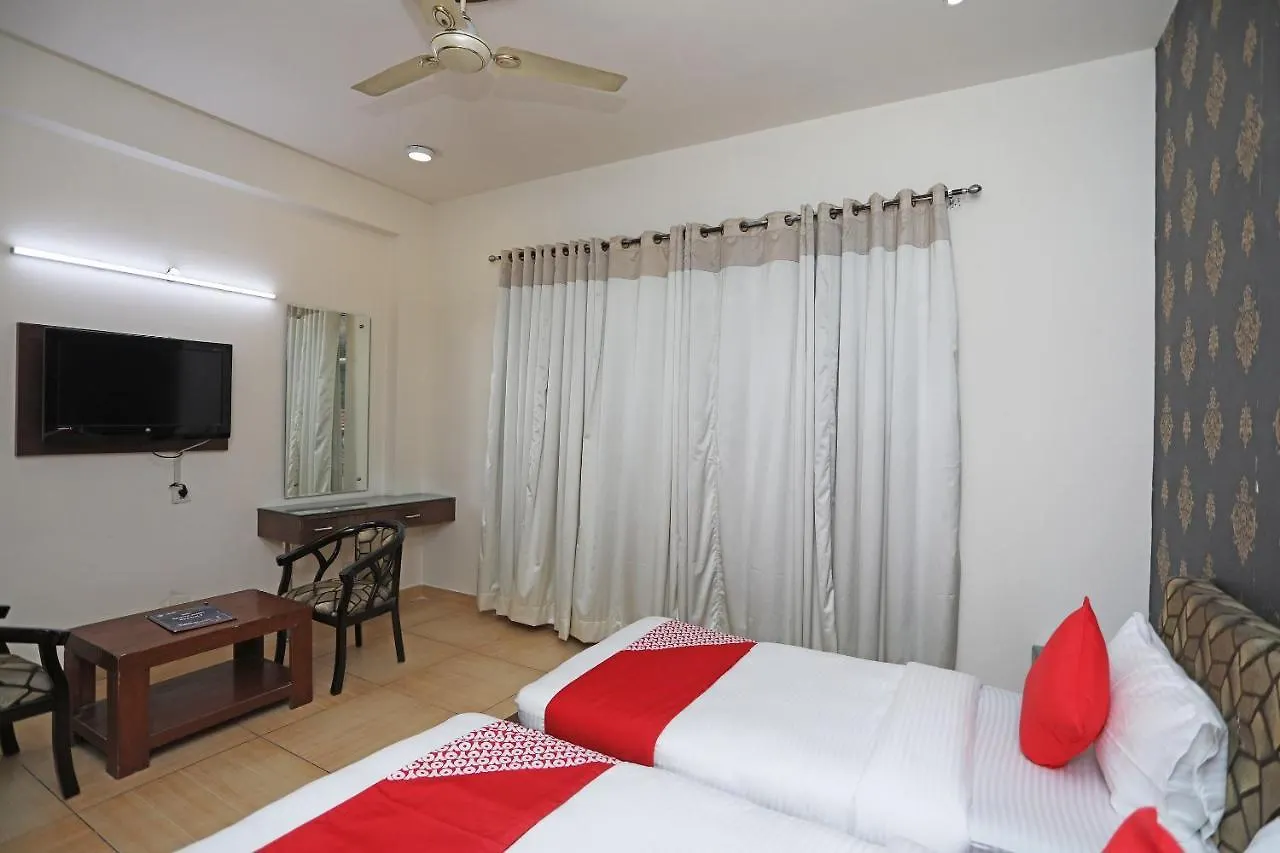 Oyo 17257 Sunset Residency Hotel Gurgaon Índia