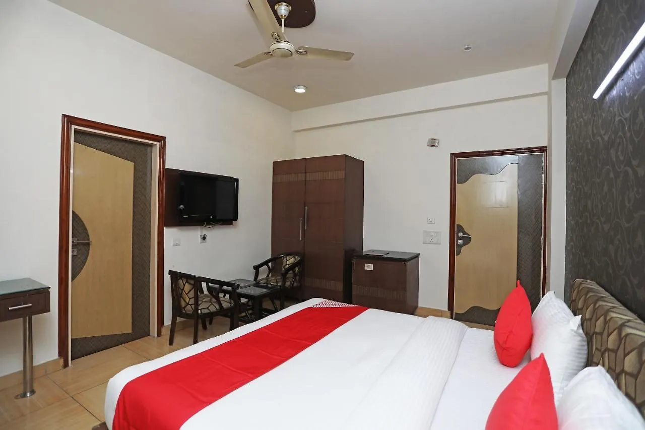 Oyo 17257 Sunset Residency Hotel Gurgaon